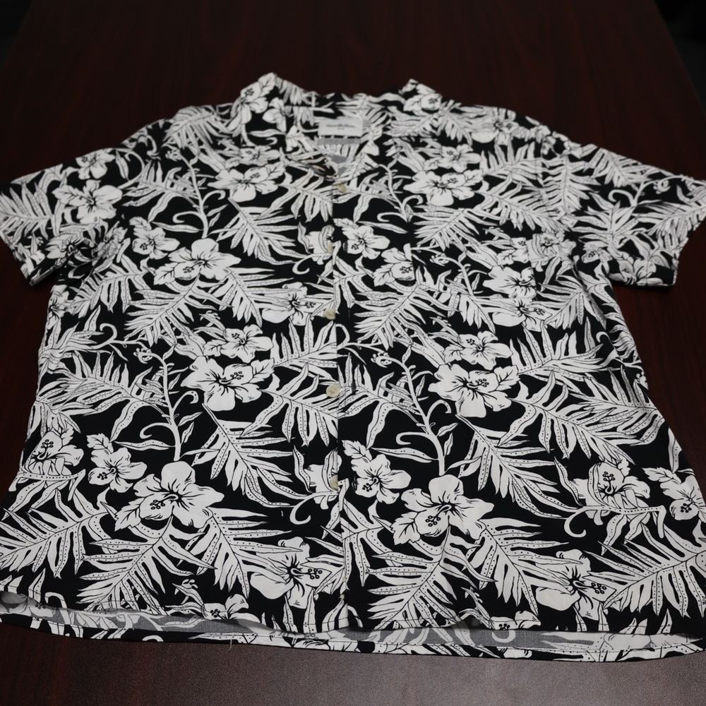 Hawaiian shirt